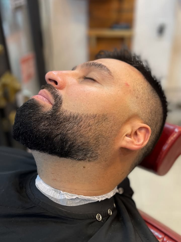 La diferencia está en los detalles — perfilado de barba